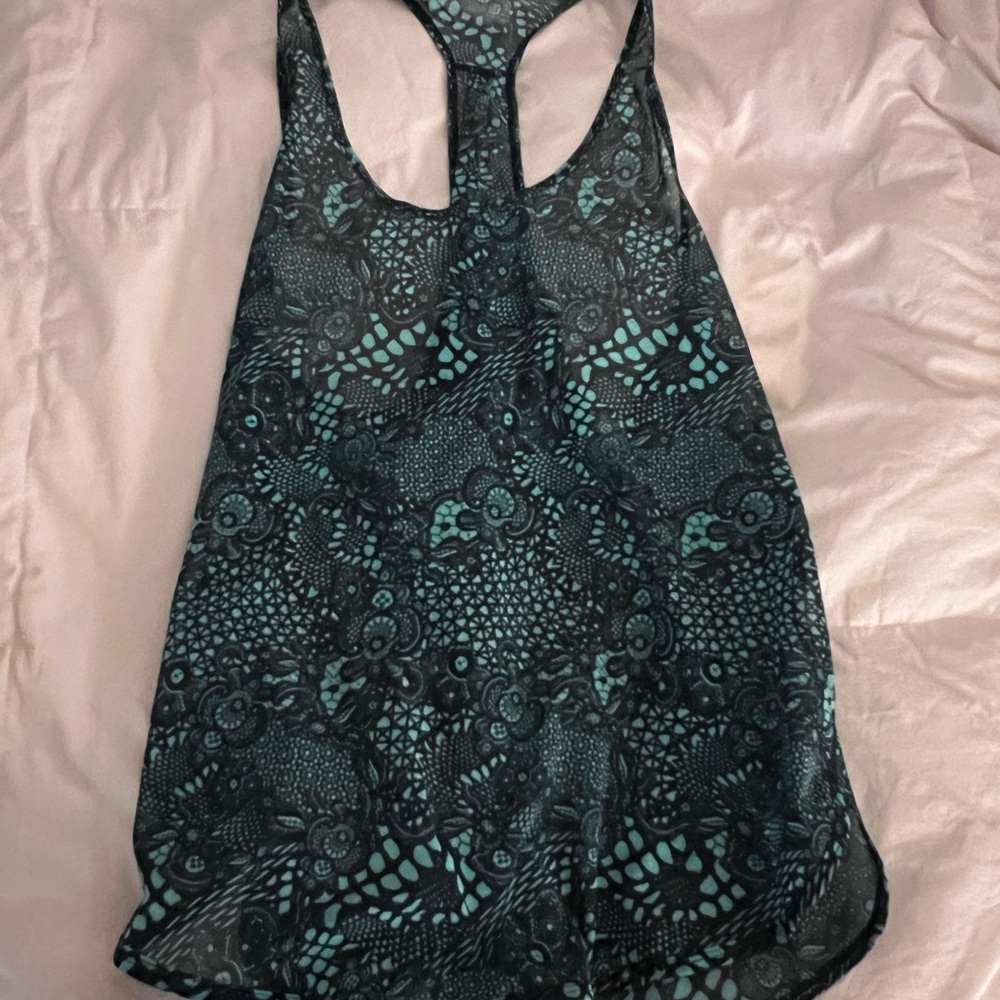 Lululemon Tank
